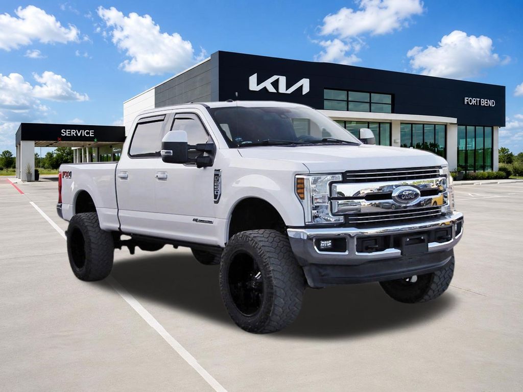 2018 Ford F-250SD Lariat White at Emmons Autoplex