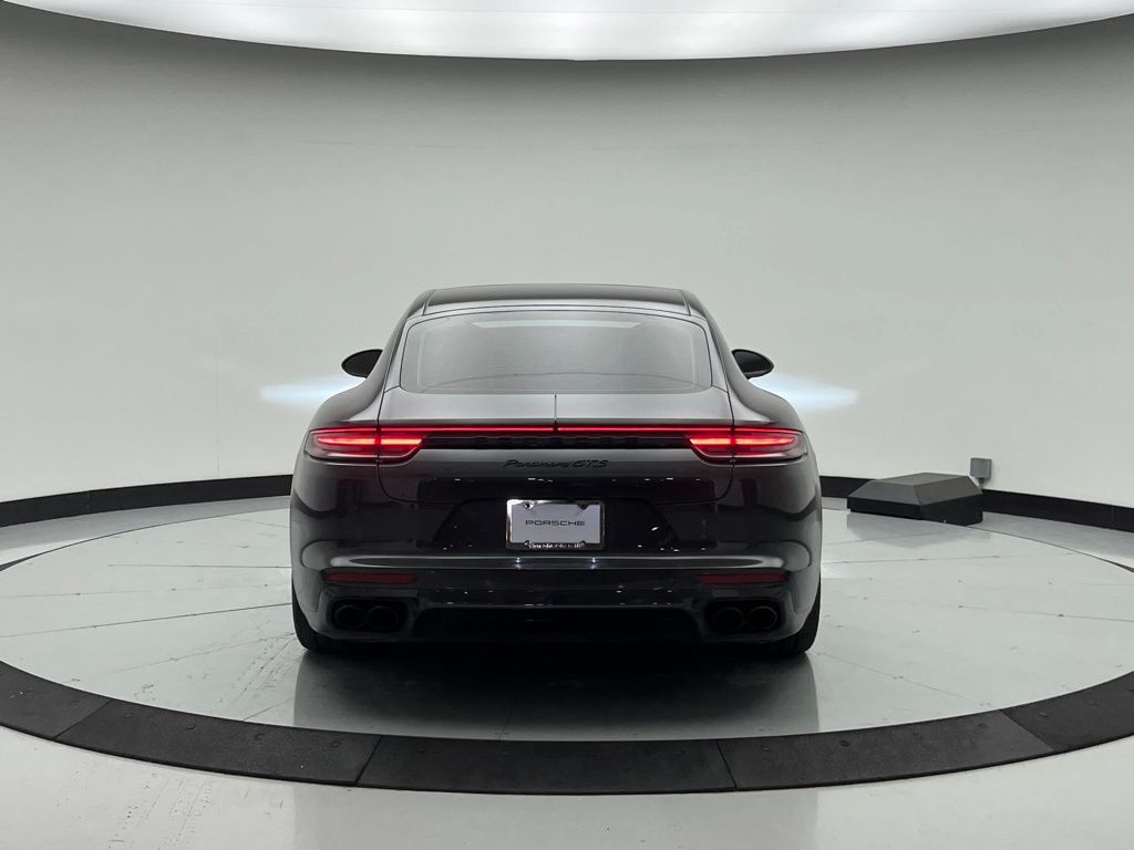 Thumbnail: 2020 Porsche Panamera - 10
