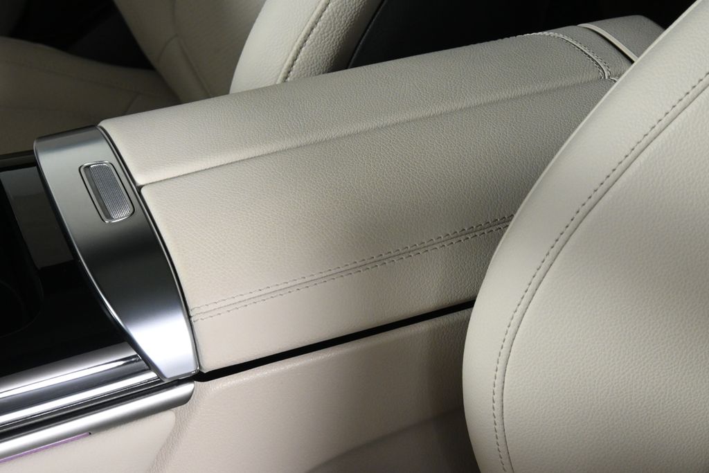 Thumbnail: 2026 Mercedes-Benz GLC - 24