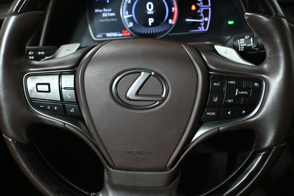 Thumbnail: 2021 Lexus ES - 19