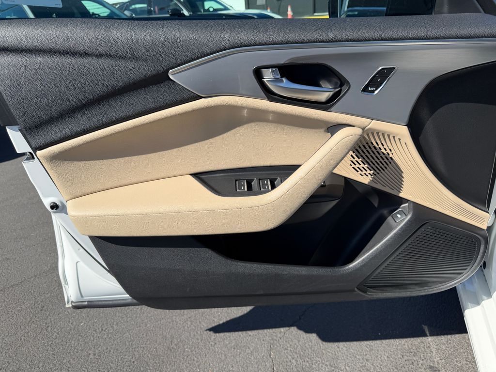 Thumbnail: 2023 Acura TLX - 12