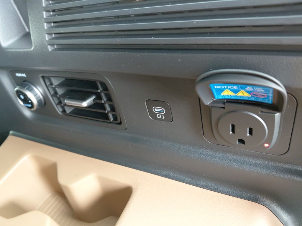 Thumbnail: 2026 Hyundai Santa Fe - 28