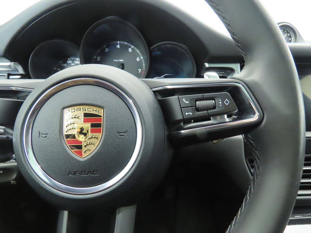 Thumbnail: 2022 Porsche Macan - 12