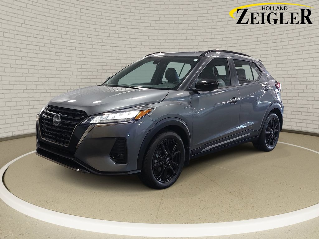 Gray (Gun Metallic) 2023 Nissan Kicks SUV / Crossover Front-Wheel Drive Continuously Variable Transmission