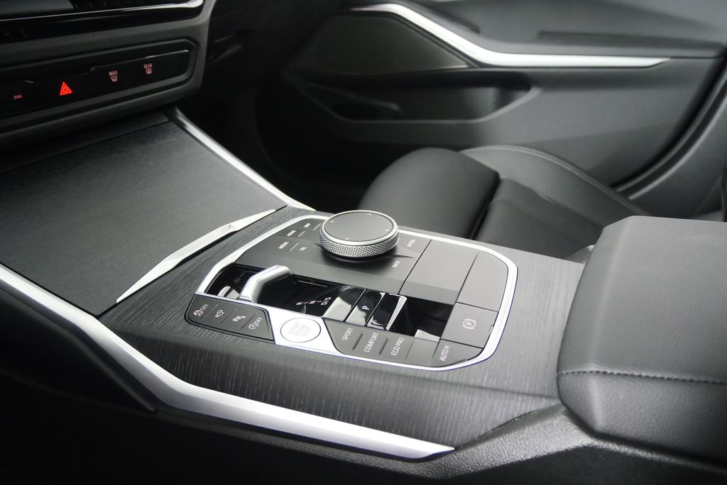 2025 BMW 3 Series M340i 26