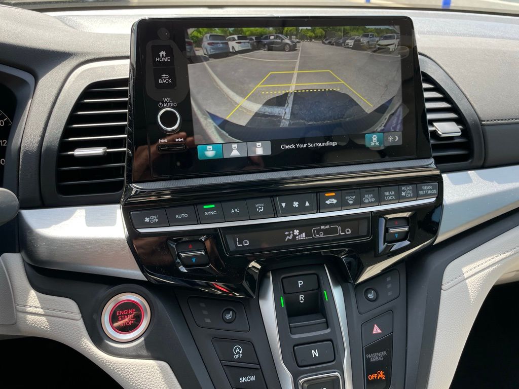 Thumbnail: 2026 Honda Odyssey - 17