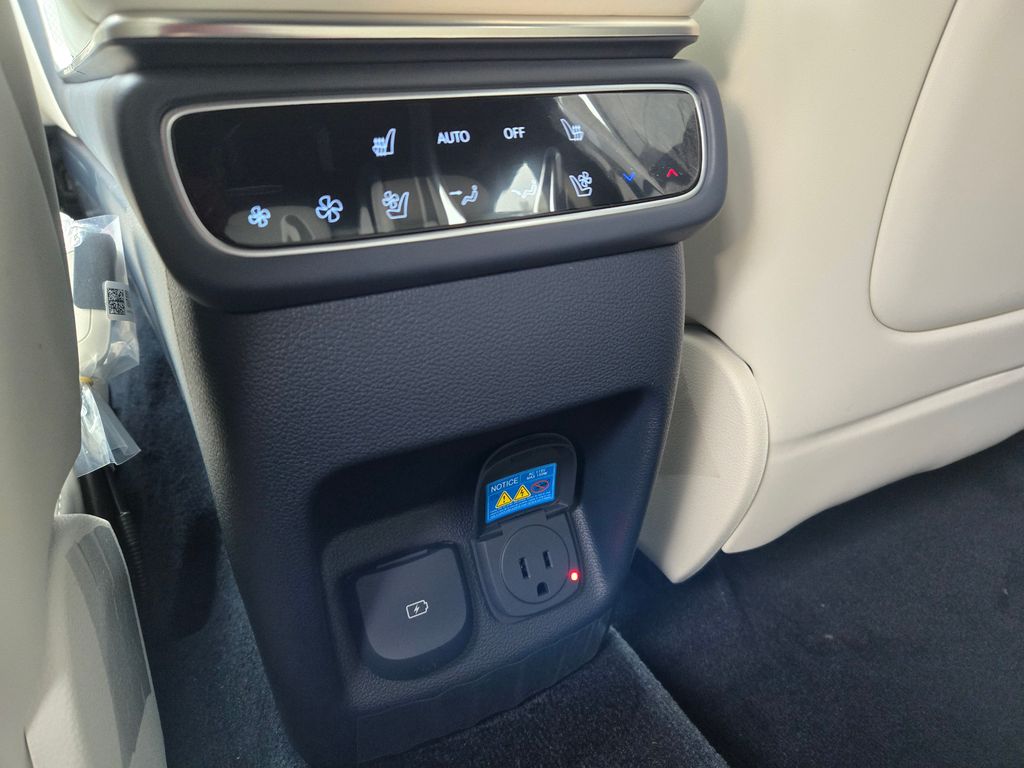 2025 Genesis GV80 3.5T 29