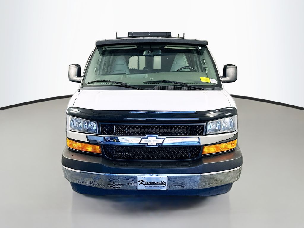 Used 2022 White Chevrolet Work Van image 2