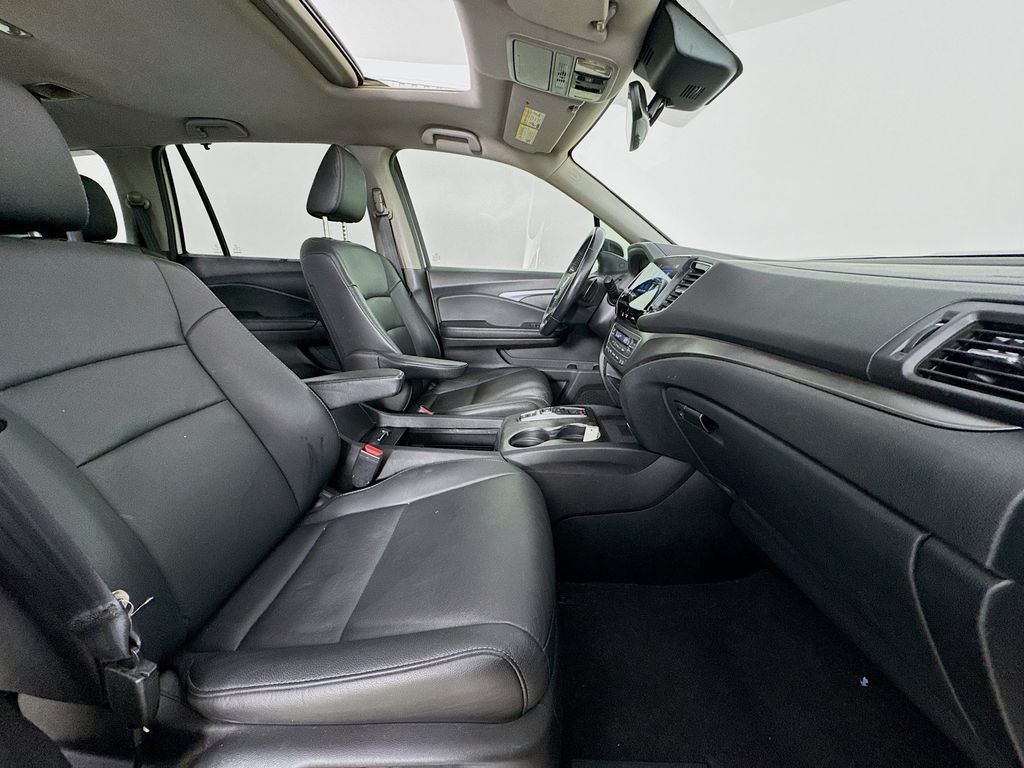 Used Car 2022 Honda Pilot  Special Edition For Sale Under $30,000 In Austin, Texas