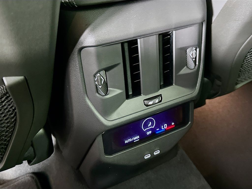 Thumbnail: 2026 BMW X3 - 18