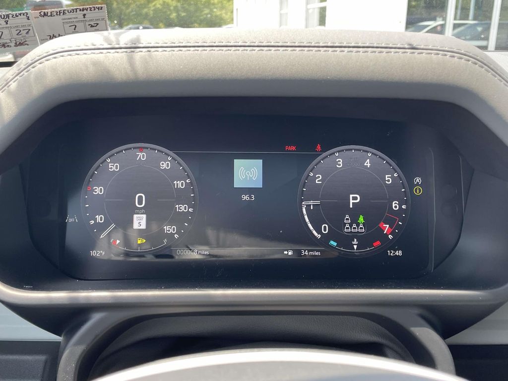 New 2026 Black Land Rover X-Dynamic SE image 39