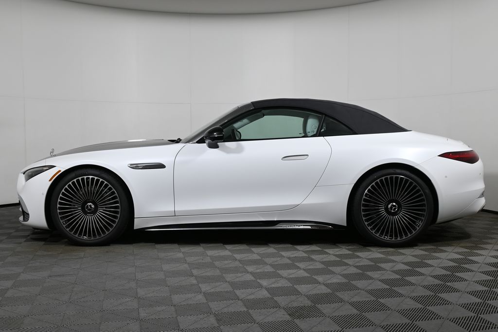 Thumbnail: 2026 Mercedes-Benz SL-Class - 2