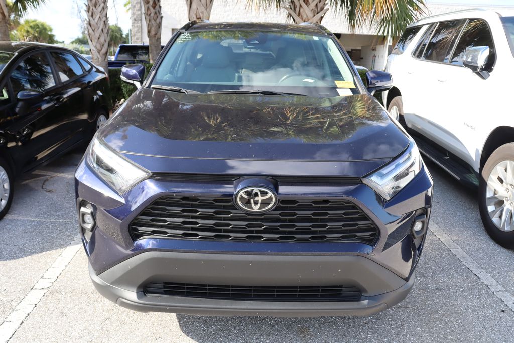 Thumbnail: 2022 Toyota RAV4 - 5