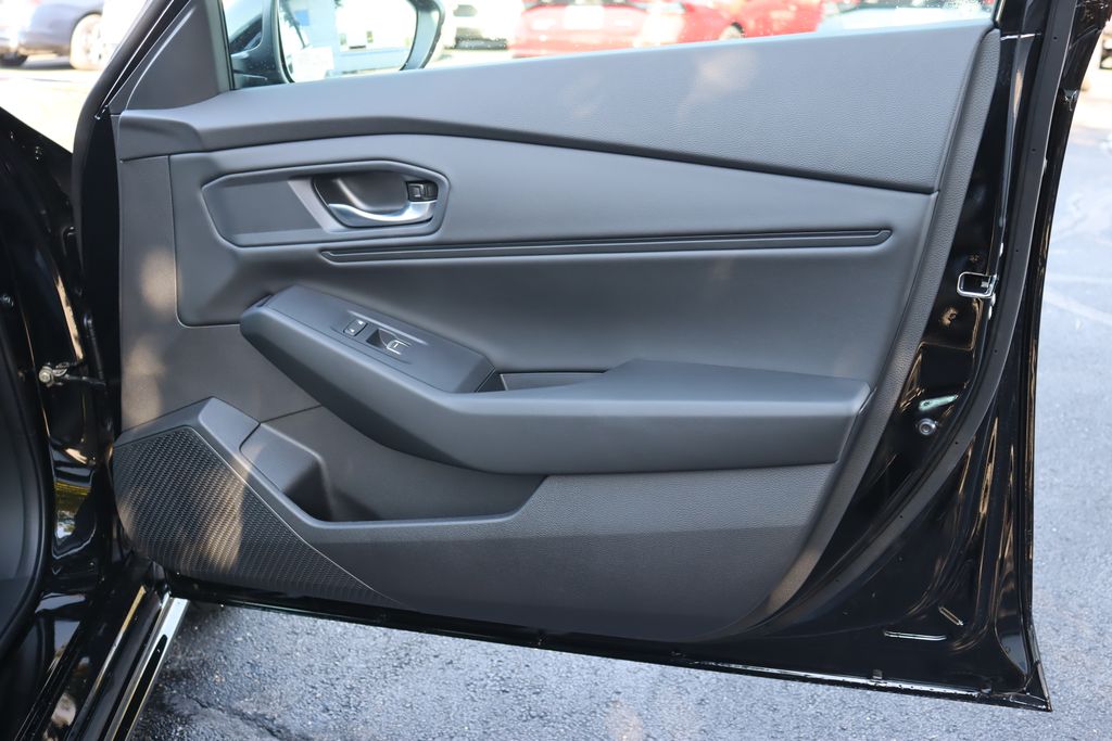 2025 Honda Accord EX-L 19
