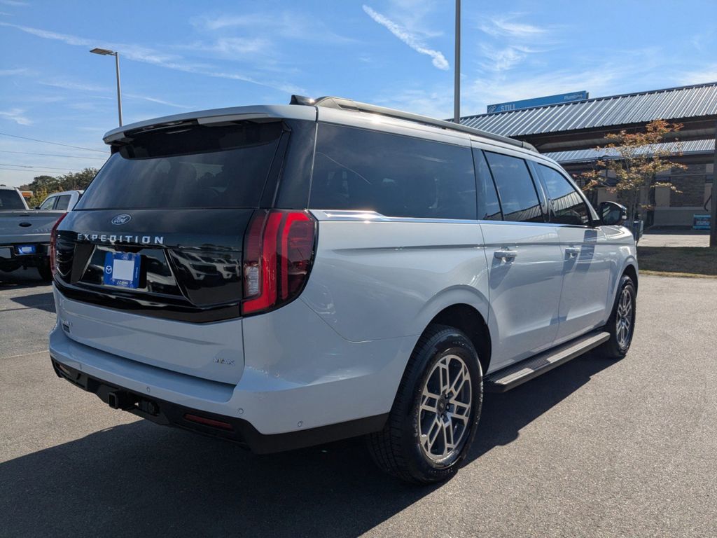 2025 Ford Expedition Active MAX