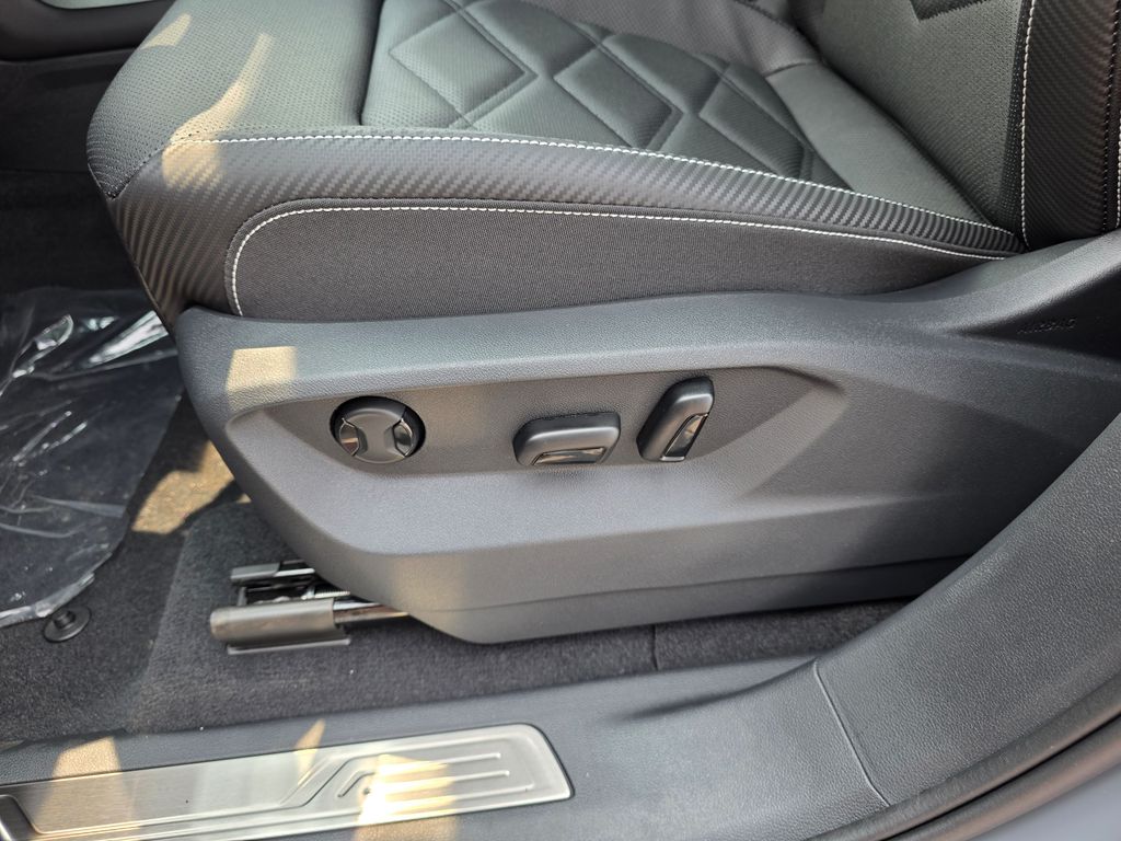 2026 Volkswagen Atlas Cross Sport 2.0T SE w/Technology Gray at Rafferty Subaru
