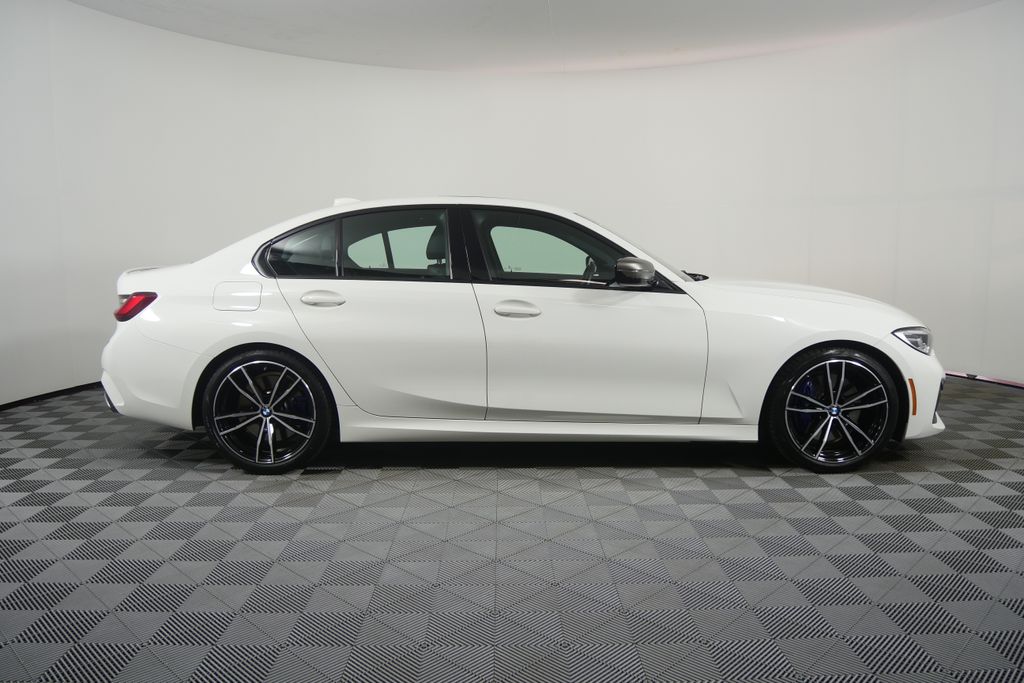 Thumbnail: 2022 BMW 3 Series - 2