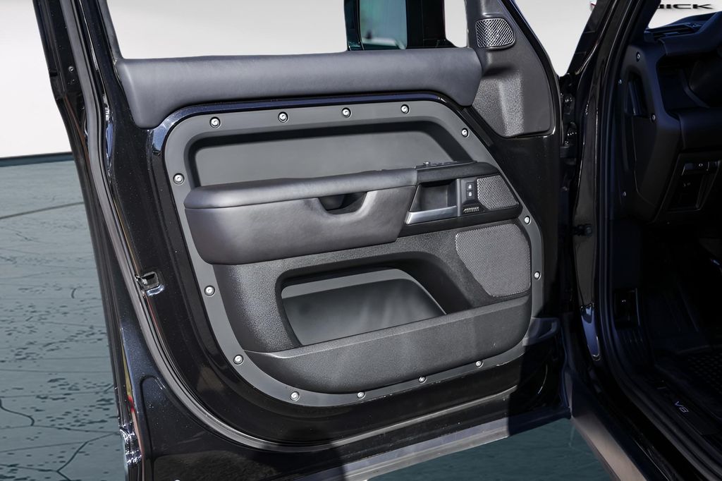 Used Car 2023 Land Rover Defender 110  V8 For Sale Under $80,000 In Austin, Texas