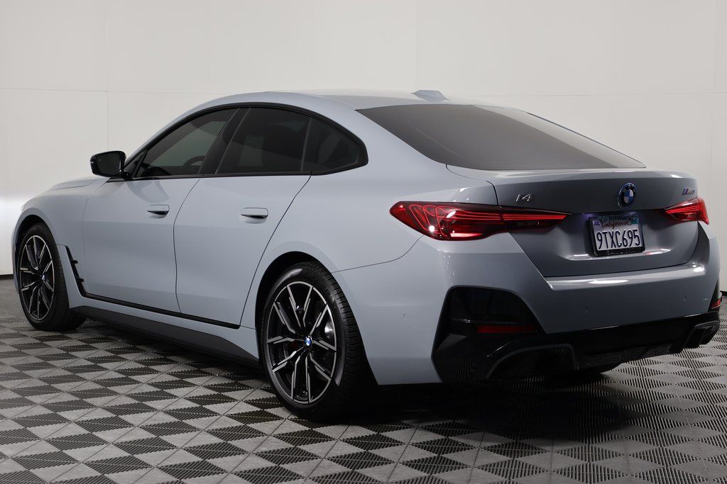 Thumbnail: 2025 BMW i4 - 6