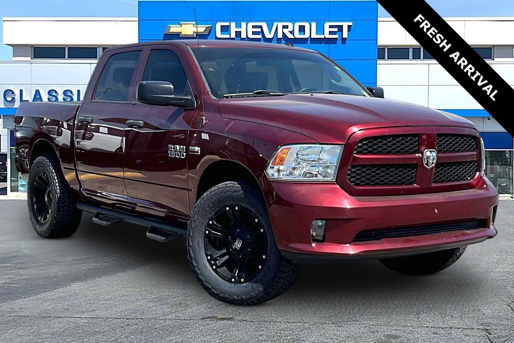 2018 RAM 1500 Express Crew Cab 4WD