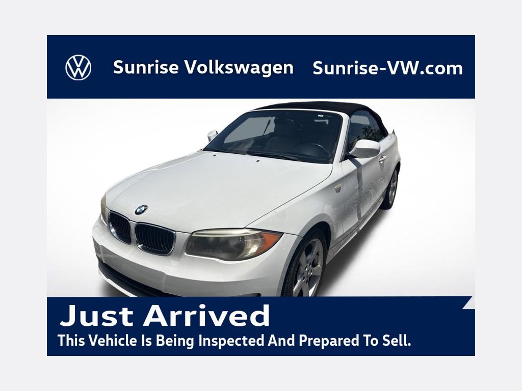 Alpine White 2012 BMW 1 Series Convertible Rear-Wheel Drive 6-Speed Automatic