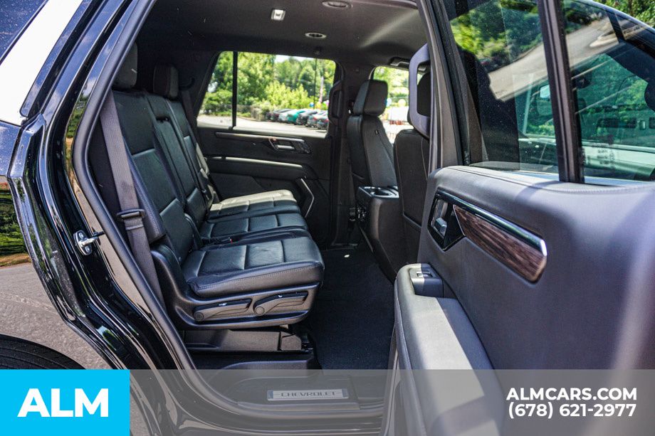 Used 2025 Black Chevrolet LT image 24