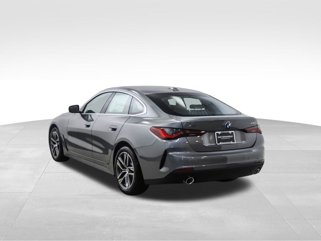 Thumbnail: 2025 BMW 4 Series - 3