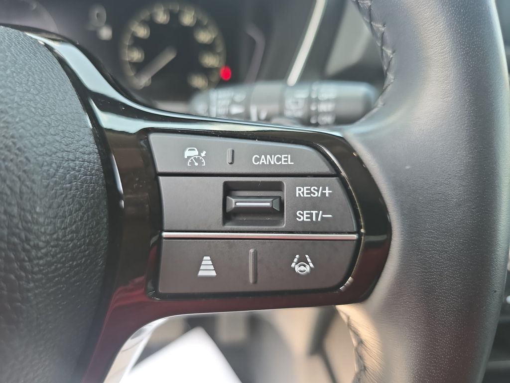 Used 2025 Honda Pilot SUV