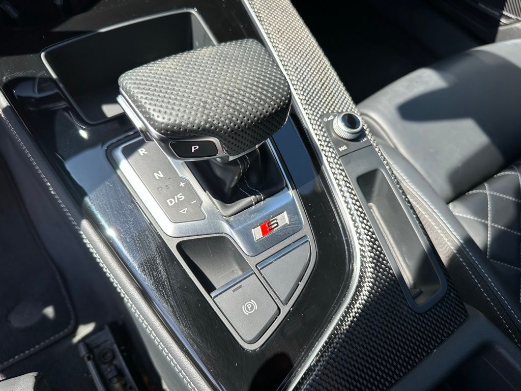 Thumbnail: 2020 Audi S4 - 20