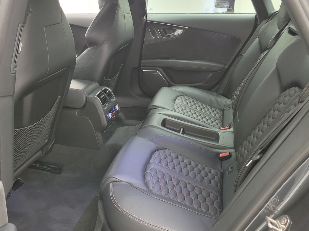 Thumbnail: 2016 Audi RS 7 - 22