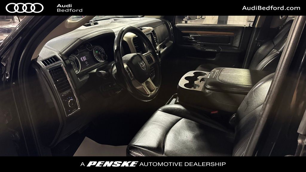 2015 RAM 1500 Laramie 11