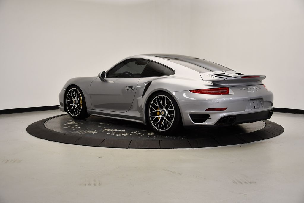 2015 Porsche 911 Turbo S 3