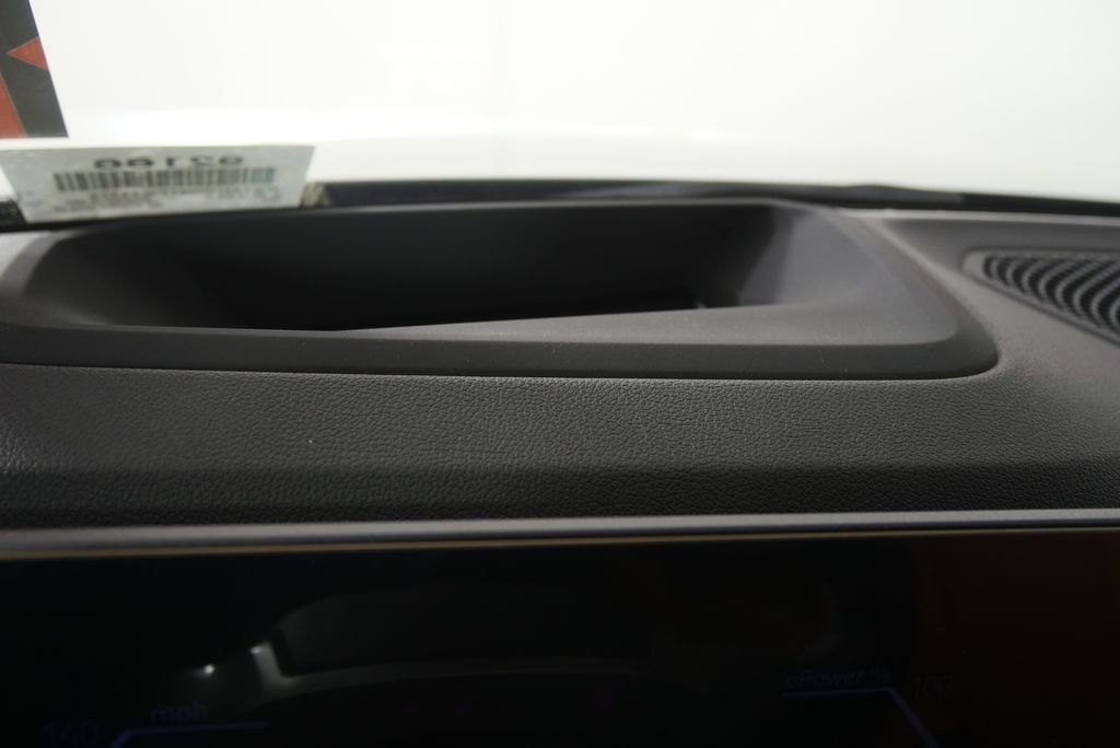 Thumbnail: 2026 BMW i4 - 18