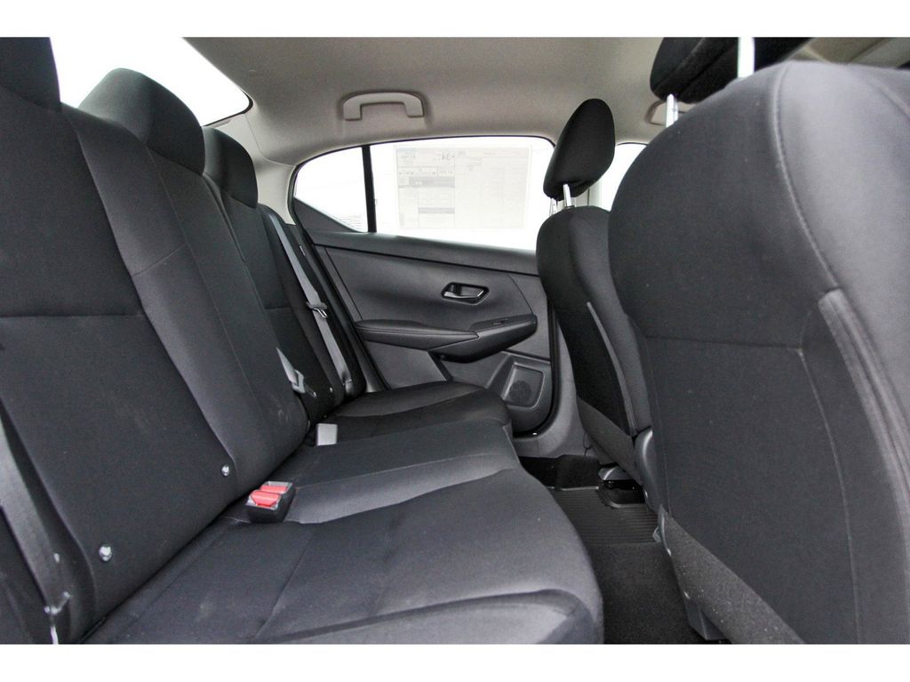 2025 Nissan Sentra S - 8