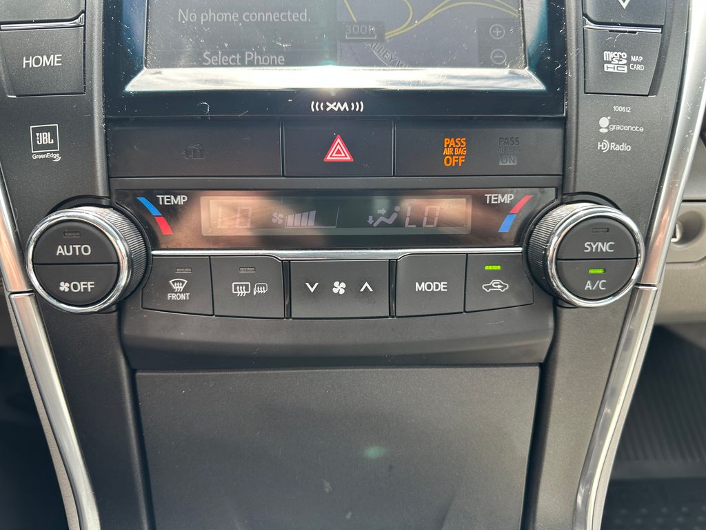 2016 Toyota Camry XLE