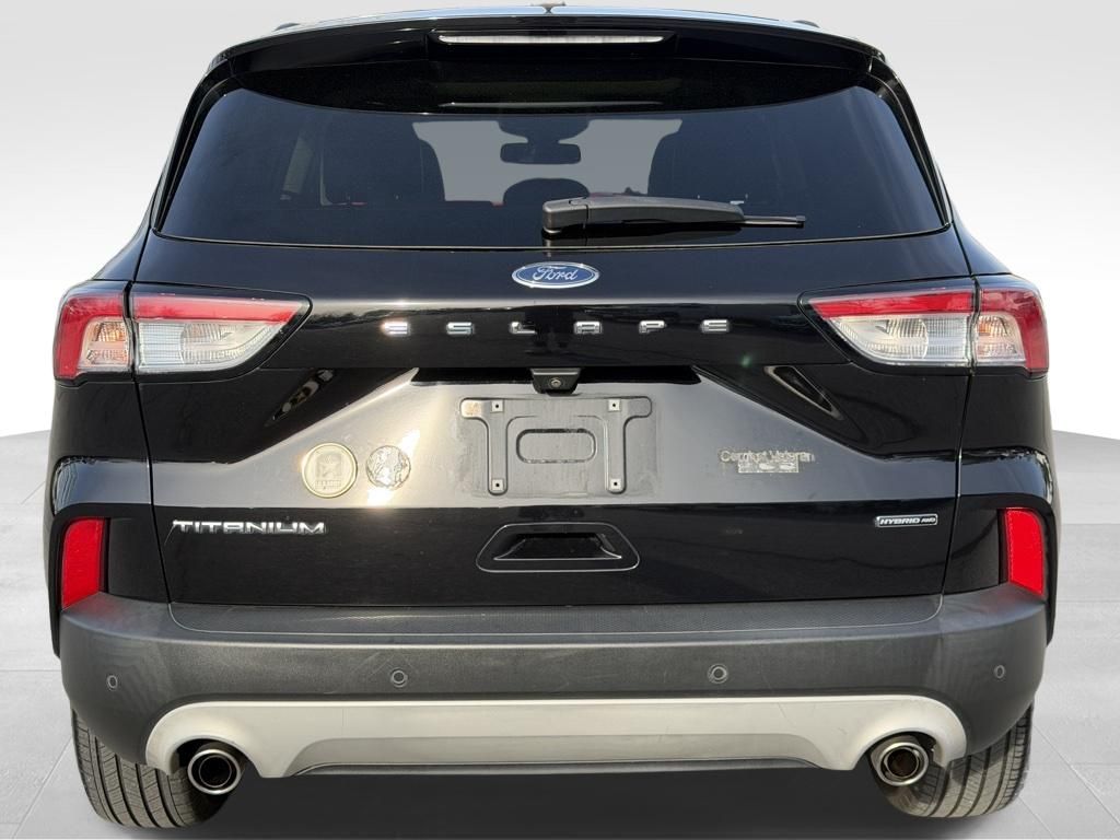 2020 Ford Escape Titanium Hybrid