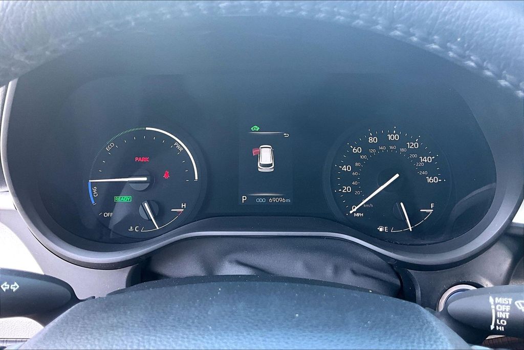 Used 2023 Toyota Sienna Van