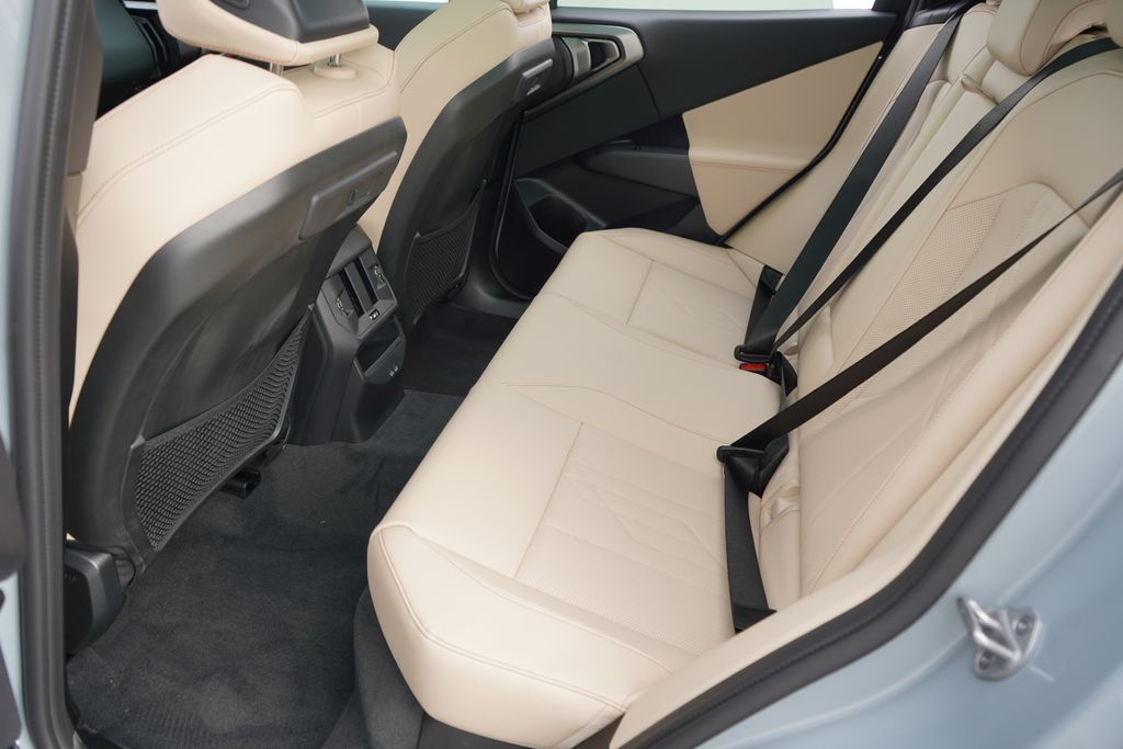 Thumbnail: 2026 BMW X3 - 18