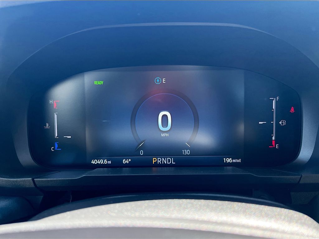 Used 2025 Blue Ford XLT image 12