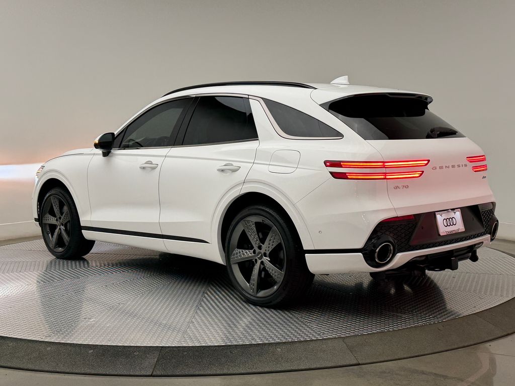 Thumbnail: 2023 Genesis GV70 - 5