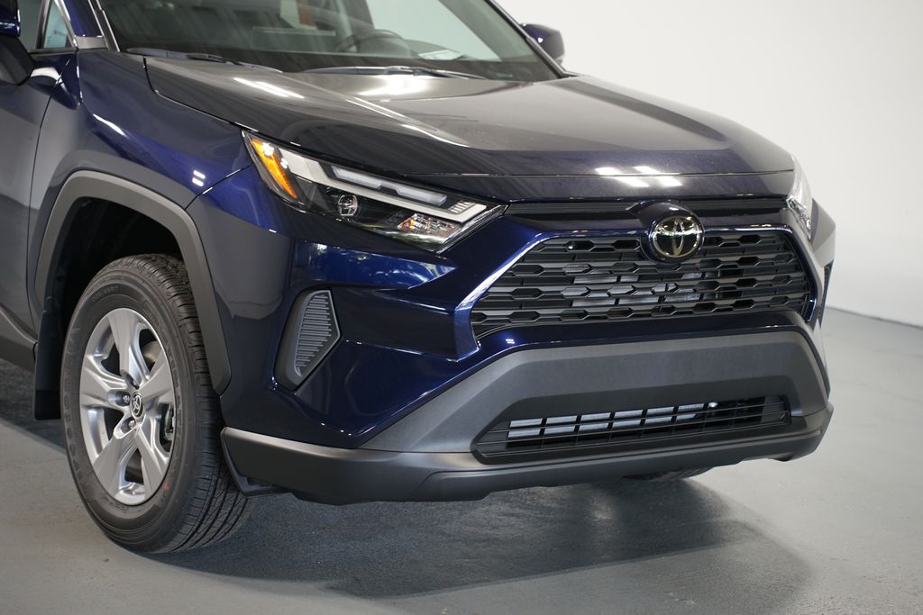 Thumbnail: 2025 Toyota RAV4 - 4