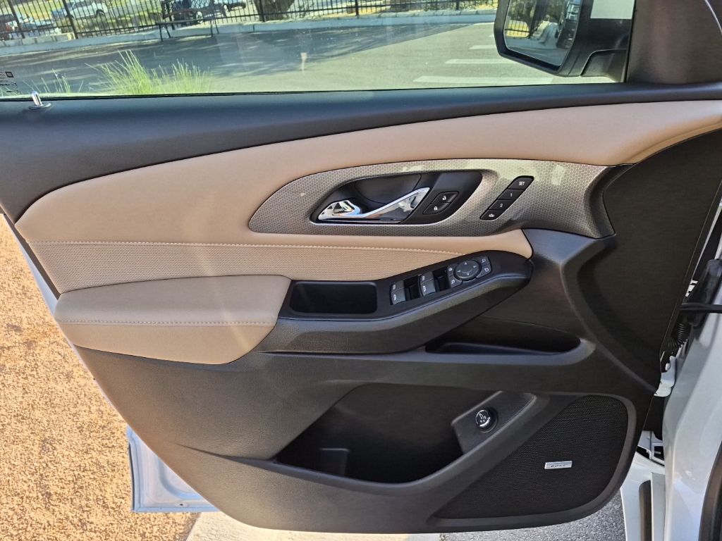 Used Car 2023 Chevrolet Traverse  Premier For Sale Under $40,000 In Austin, Texas