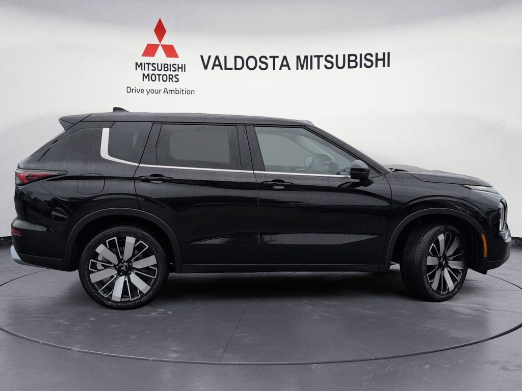 New 2026 Mitsubishi Outlander SUV