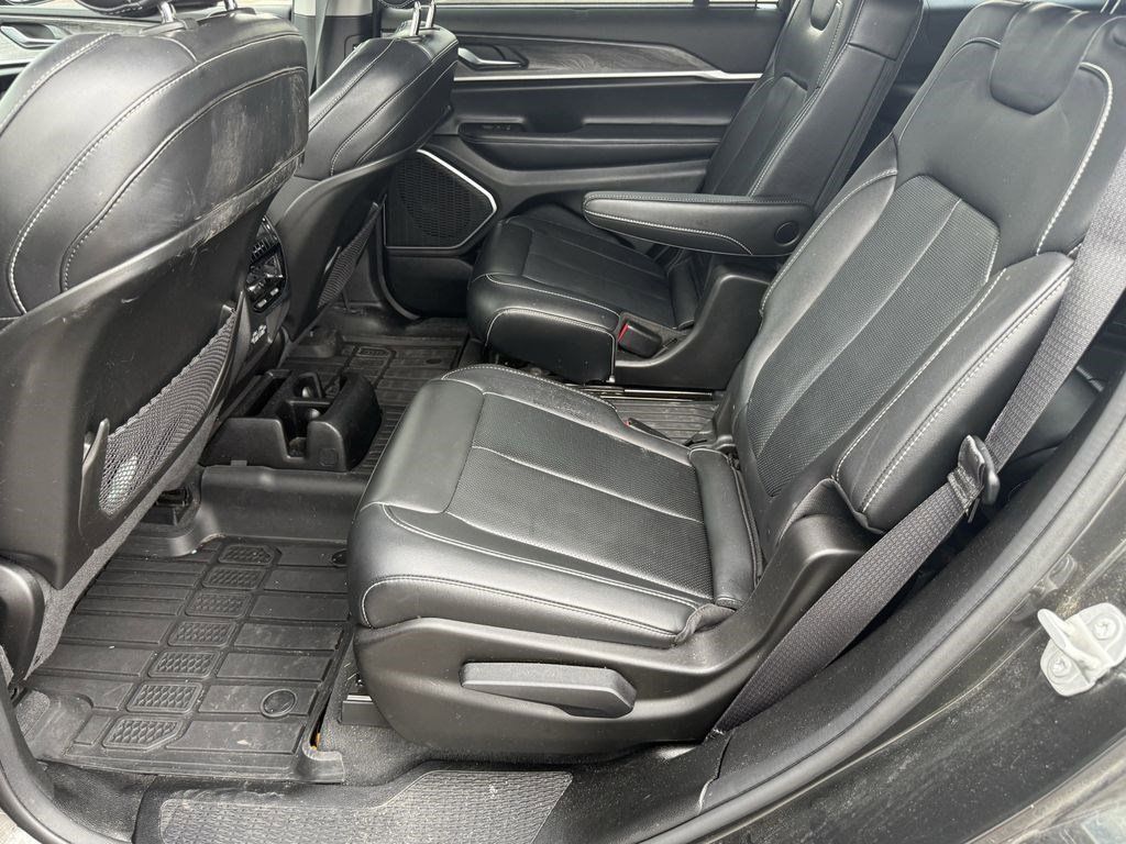 2022 Jeep Grand Cherokee L Limited Gray at Community Kia