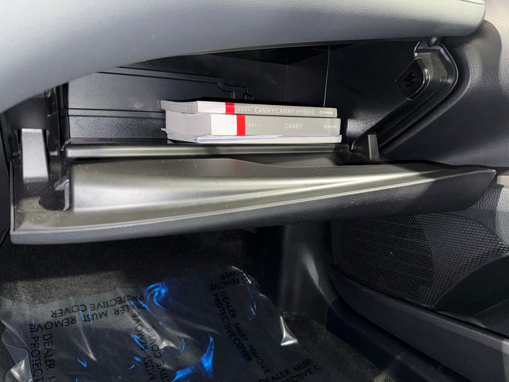 Thumbnail: 2024 Toyota Camry - 28