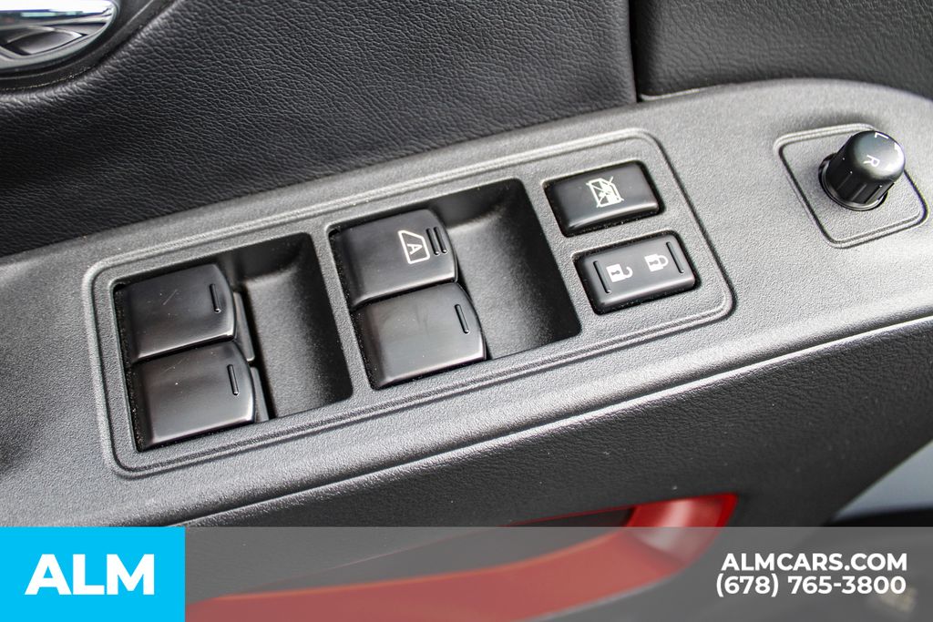 Used 2025 Gray Nissan PRO-4X image 40