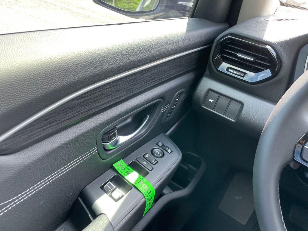 Thumbnail: 2026 Honda Pilot - 25