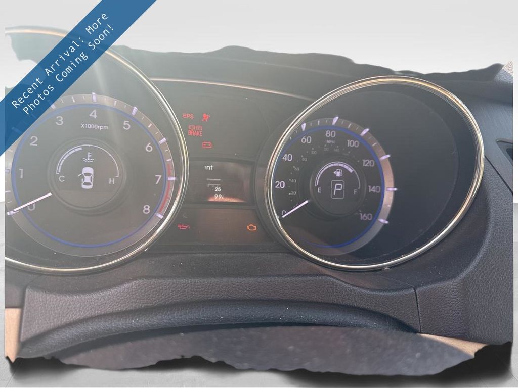 Red (Sparkling Ruby Mica) 2012 Hyundai Sonata GLS FWD Sedan Front-Wheel Drive 6-Speed Automatic