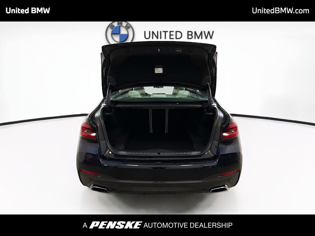 Thumbnail: 2021 BMW 5 Series - 14