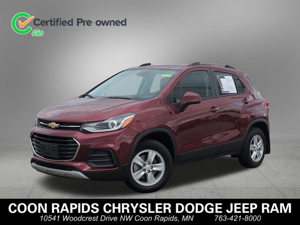 Red (Crimson Metallic) 2022 Chevrolet Trax LT AWD SUV / Crossover All-Wheel Drive 6-Speed Automatic